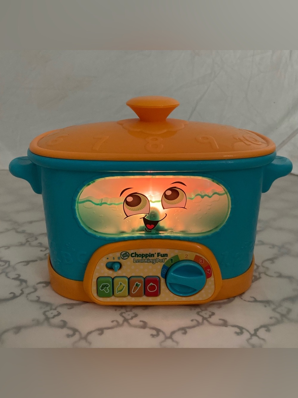 Leap Frog Choppin Fun Learning Pot Interactive Lights-Up Plays Melodies PreOwned
